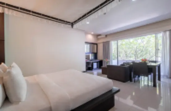 Swiss-Belcourt Sunset Hotels in Bali