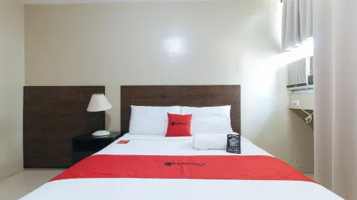 RedDoorz near Osmena Highway 1