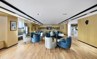 Echarm Hotel (Foshan Xiqiao Guangdong Qian Gu Qing Scenic Area)