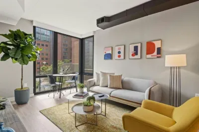 Coda on Half, a Placemakr Experience - Navy Yard Hotels in Southwest Washington