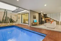 JK Bhavana Villas Ngaglik 호텔