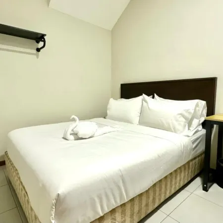 Swing & Pillows @ Salak Tinggi KLIA Transit 【Late Check Out + Open 24 Hour】