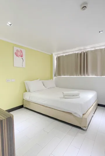 ห้องสแตนดาร์ด เตียงใหญ่ 1 เตียง