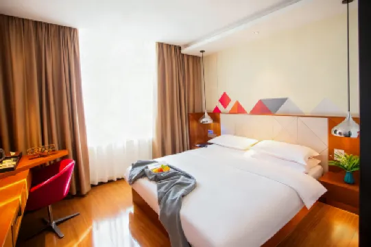 โรงแรมบอรแมน (สถานีรถไฟจงเซียง) โรงแรมในจงเซียง