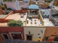 Designer Retreat in Centro Heated Pool & Views Hotels in 