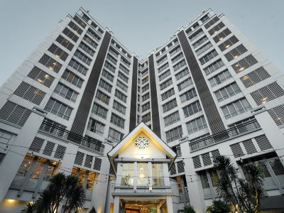 Grand Darmo Suite by AMITHYA