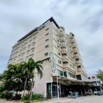 Hotel Essencia Hotels near Rizal Boulevard