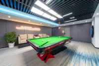 No. 7 E-Sports Hotel (Wuling Nightless City)