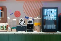 ORANGE HOTEL - breakfast