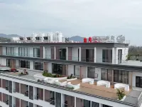 Shenghaiyue Apartment (Bihai Lanwan) Hotels in Yangxi County