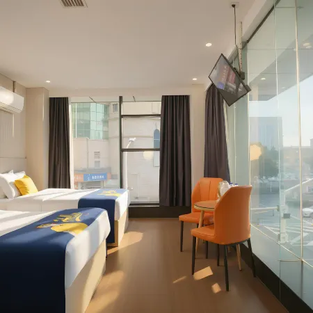7Days Inn Hotel (Wuhan Hankou Railway Station) Отели рядом с достопримечательностью «Вокзал Ханькоу»