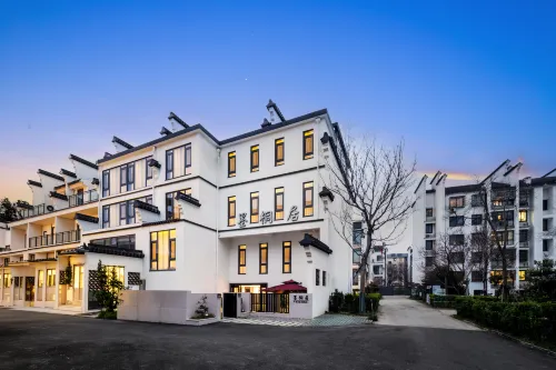 Mo Tong Ju · Ink Wash Jiangnan · Oriental Aesthetic Design Vacation Villa