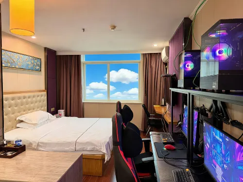 Silver Core E-sports Homestay