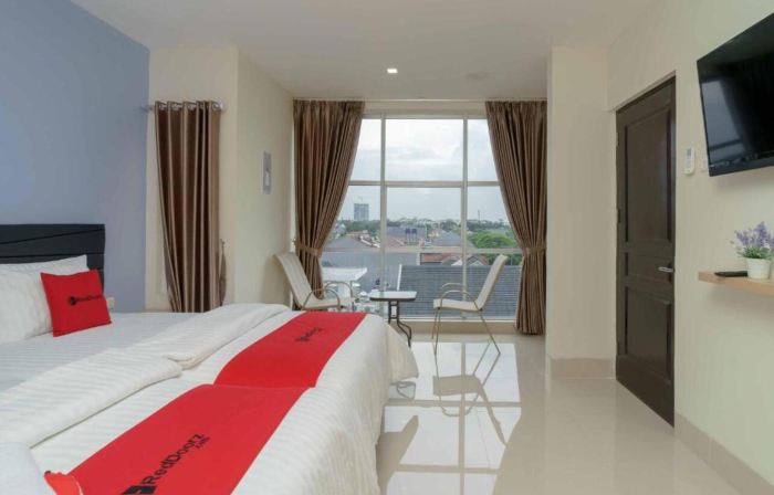 RedDoorz Plus Near Eka Hospital BSD 5