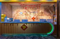 Shenzhen Jingpeng Hotel (East Gate Pedestrian Street Hubei Subway Station Branch)