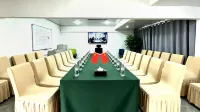 鶴山貝卡諾ファッショナブルホテル