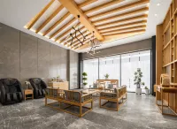 EZZI Hotel (Wanjia Night Market Zhangye National Wetland Park)