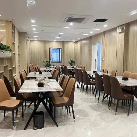 A89 West Lake Hotel Отели рядом с достопримечательностью «Тайхо»