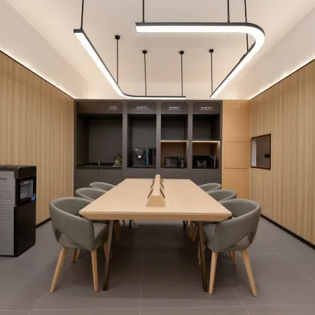 7Days Inn Hotel (WeiShan Ancient City Weishan Station)