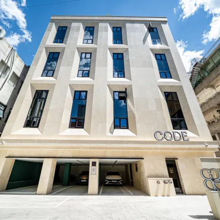 Hotel Code Cheonho Отели рядом с достопримечательностью «Рынок Амса»