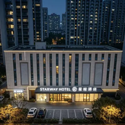 Starway Hotel (Zibo Badaju Red Star Macalline) Hotels near Torch Park