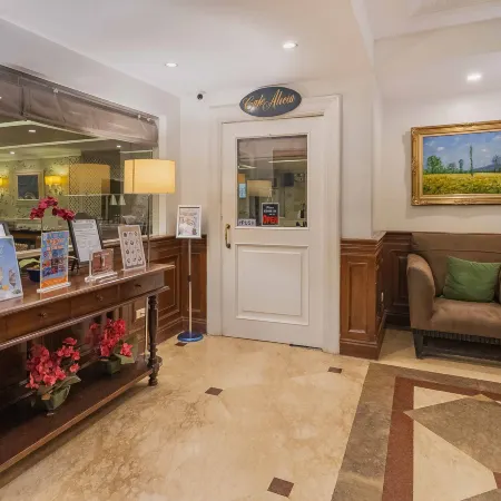 Orchid Garden Suites Отели рядом с достопримечательностью «Спа Wensha»
