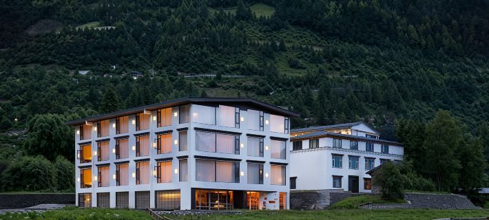 Yubeng Manshan MANSHAN · Golden Snow Bonfire Private Hot Spring Manor Hoteles en Deqin