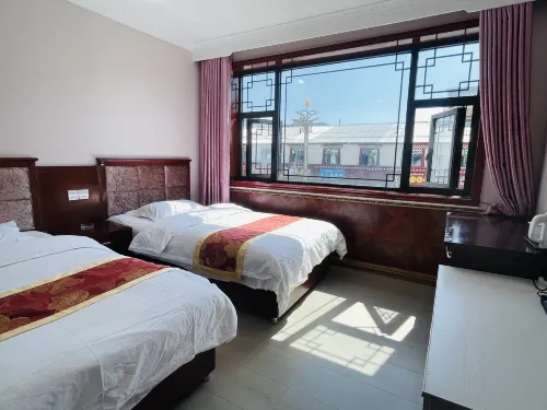 Ruyi Hotel, Ruo'ergai Dongga - Bãi đậu xe