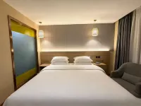 Haiyi Hotel - 주차장