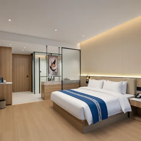 Radisson Vega Hotel (Jingmen Duodao High-Tech Zone)