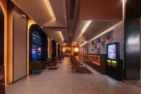 愛迪維C酒店（情侶中路萬象滙店） - 3星級