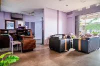 SANS Vibes Violeta Inn Jambi - 3 ดาว
