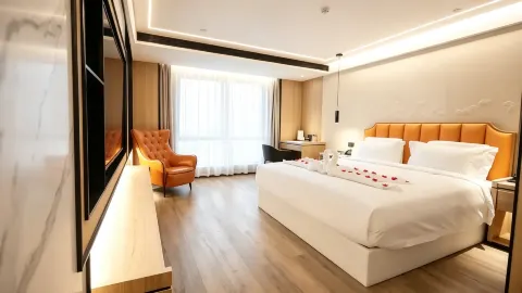 Harbin Central Street Huasu Yishe Boutique Hotel (Saint Sophia Church) in Harbin