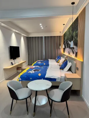 Shitai Juyuan Homestay (Guniujiang Scenic Area) - 2-نجوم