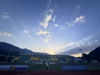 Xingyue Space Folk Hotel - Mountain view