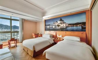 Vienna Hotel (Shangri-La Old Town)