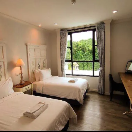 Palette Marquise Boutique Hotel