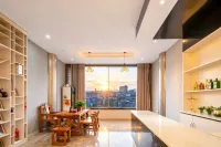 Jiangyueli Hotel (Sanjiang Fengyu Bridge) - parking