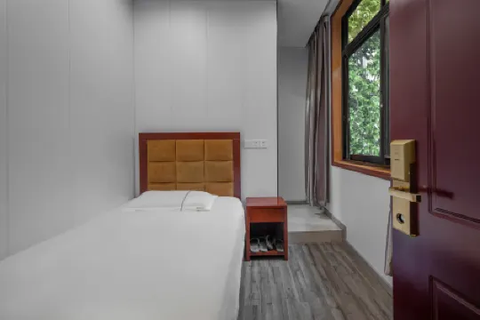 Hanggang Hotel (Chongqing Jiangbei International Airport T2 T3 Terminal)