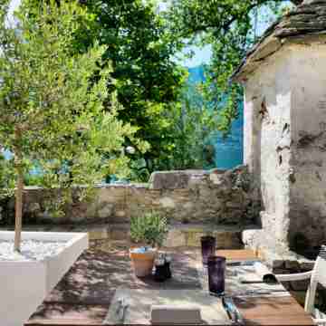 Giardino Lago Hotel Exterior