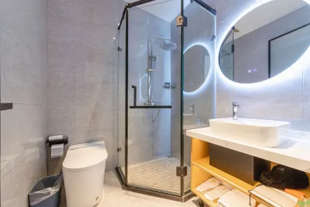 Yoyi Esports Hotel (Jiuting)