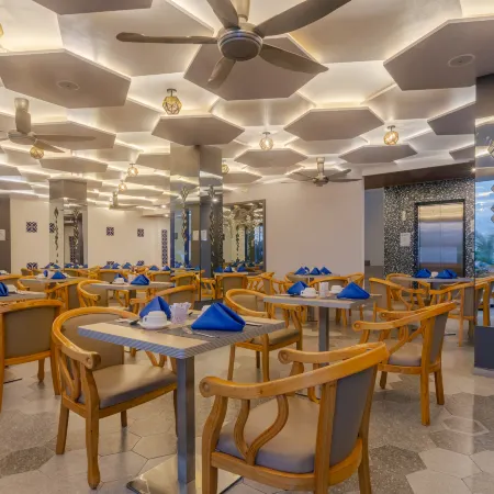 Kaani Palm Beach