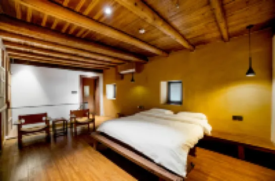 Yunshui Ruyi Travel And DL Tulou Culture B&B Hotel di Nanjing