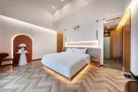 躍雲上河飯店（勐海茶王夜市）