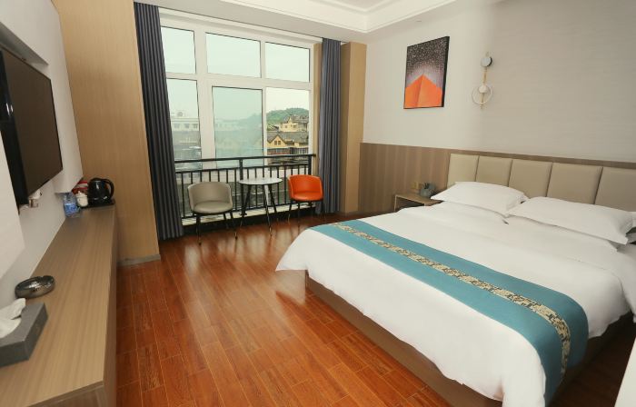 โรงแรมเชลล์ หนานชง