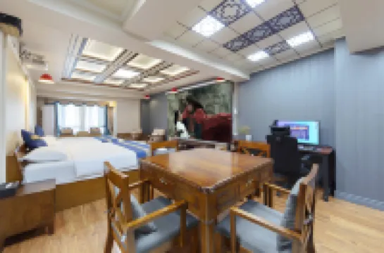 Hangyuan 5080 E-sports Hotel