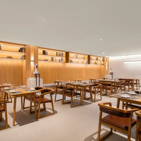 Yushe Yunshan Designer Hot Spring Hotel (Jiuzhaigou Scenic Area Visitor Center)