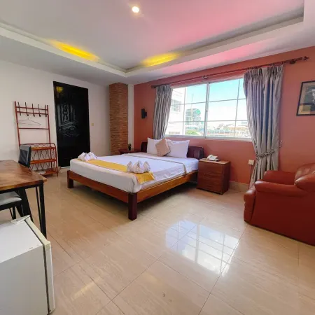 Best Central Point Hotel