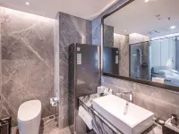 Qunhao Hotel (Guigang Sports Center Store) Hotels in Guigang