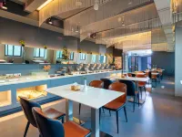 Jinjiang Hotel (Jiangyin Babaiban South Gate Subway Station)